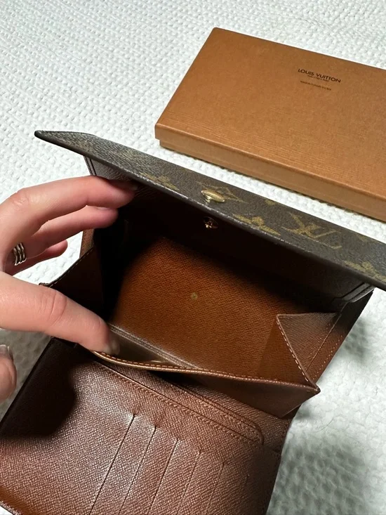 Louis Vuitton Porte-Tresor Monogram Canvas Wallet - Picture 9 of 16